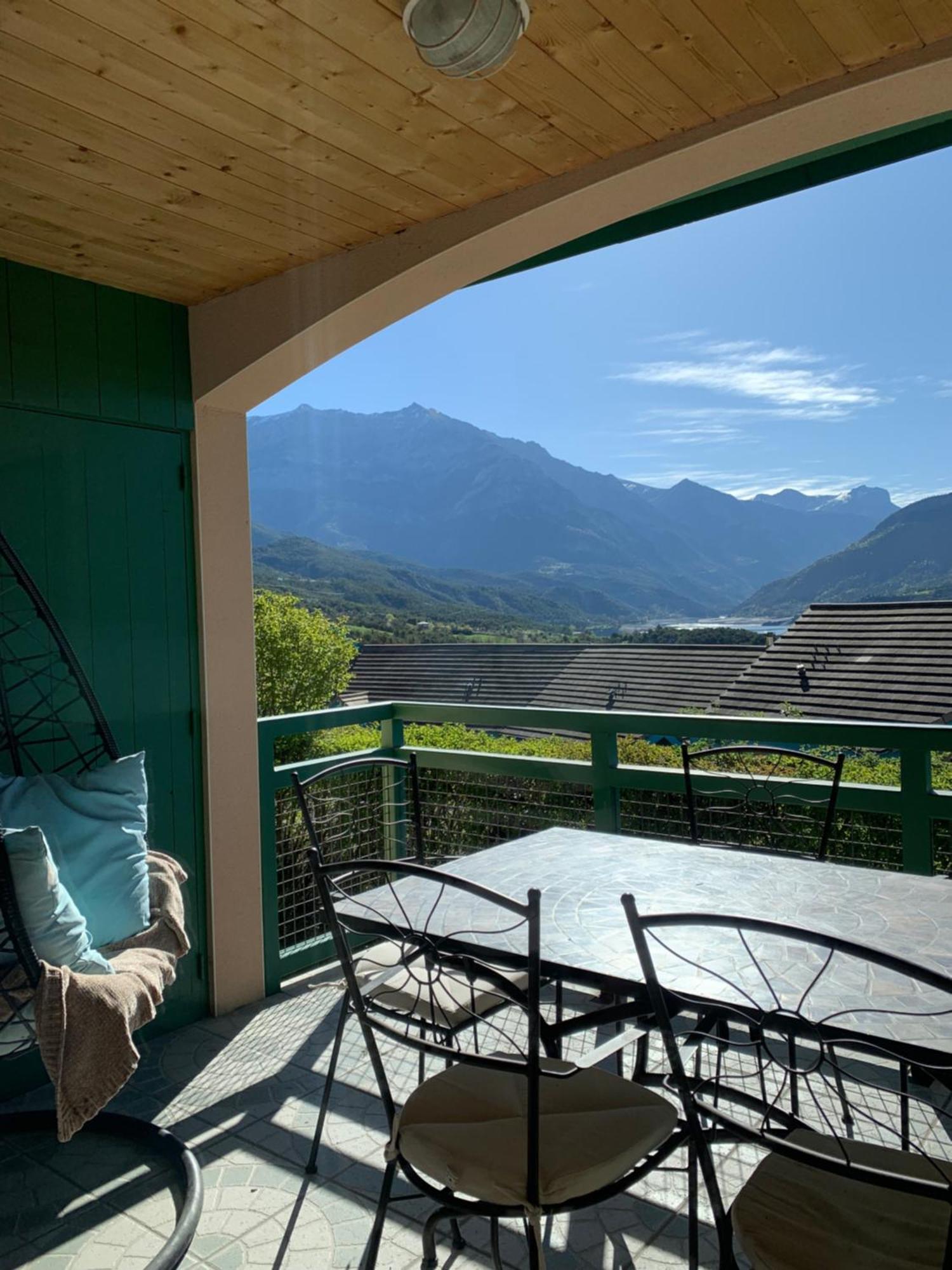 Maison De Montagne Au Bord Du Lac Le Sauze-du-lac Exteriör bild